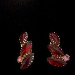 Vintage Three Ruby Red Oval Glass design clip on Earrings with pink accent